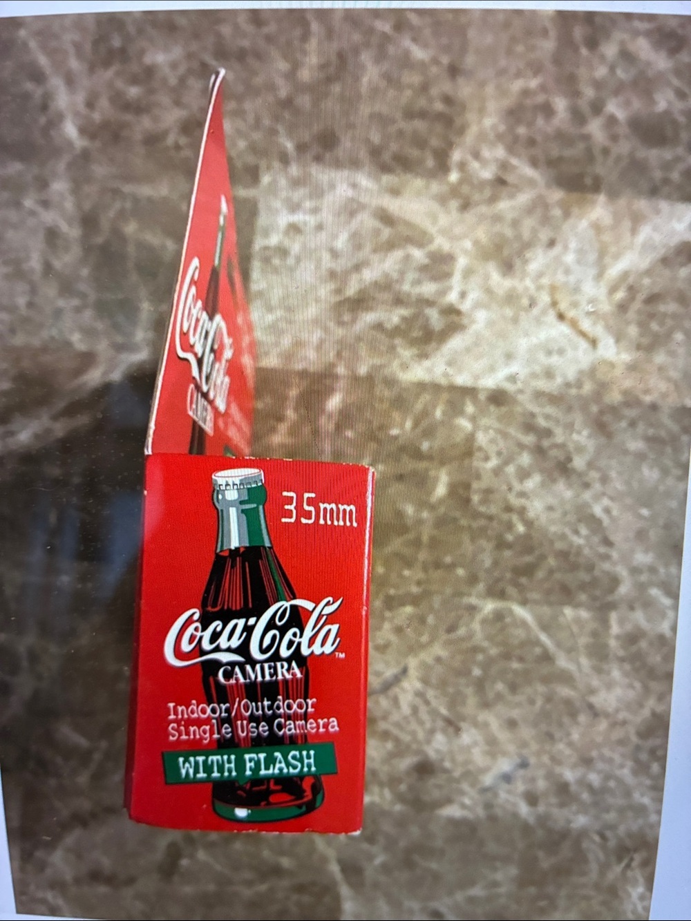 Vintage Coca Cola Red 35mm Disposable Camera with Flash Packaging New sealed - Picture 2 of 5